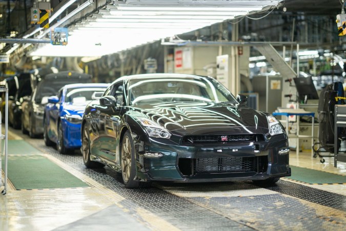 Nissan GT-R R35 se despide
