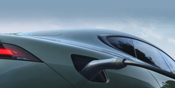 Xpeng P7: diseño futurista y tecnología de vanguardia en un solo coche.