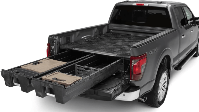 Caja de herramientas deslizamiento para camionetas pick-up Decked ofrece gran capacidad de carga.