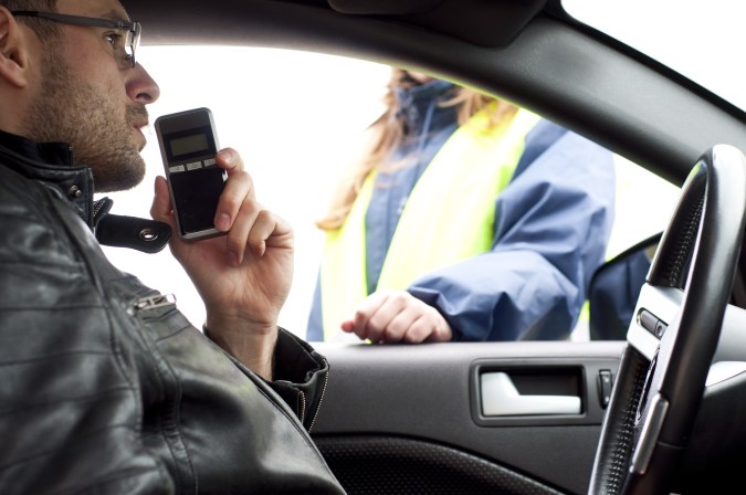 prueba de aliento por DUI