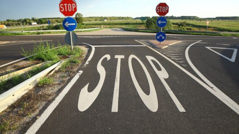 intersecciones de tránsito.