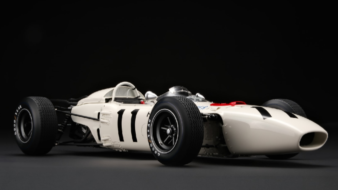 Honda F1 RA272 de 1965 modelo a escala 1:8 costará casi $30,000 dólares.