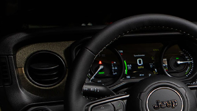 Jeep Wrangler 2026 tiene todas las comodidades básicas.