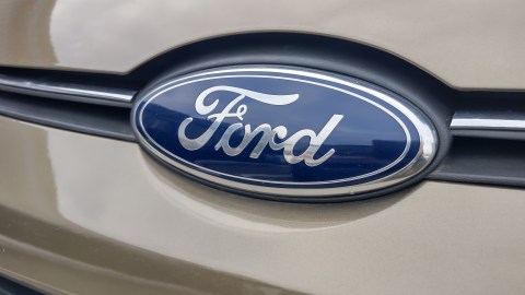 Ford es la marca con más retiros de autos en lo que va de 2025 con 94.