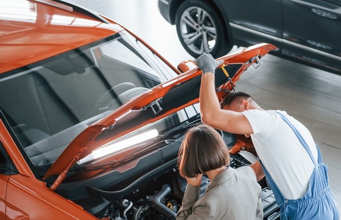 ¿Comprar un auto? Descubre los modelos más caros de mantener.