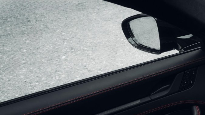 Porsche 911 Carrera 4 GTS "Tributo a Transfăgărășan" es personalizado por sus clientes.