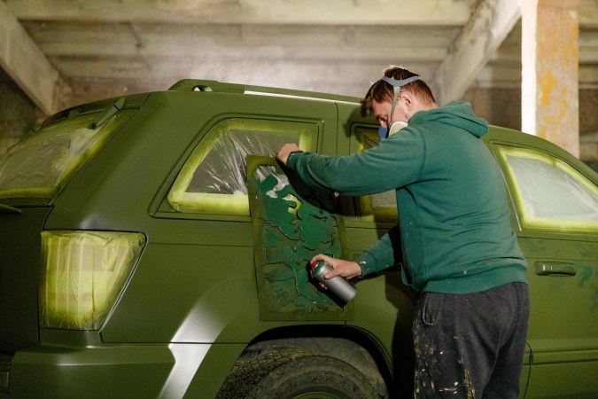 Pintura para autos en spray son útiles para diferentes soluciones económicas.