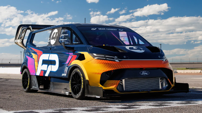 Ford SuperVan 4.2 está basada en la Transit.