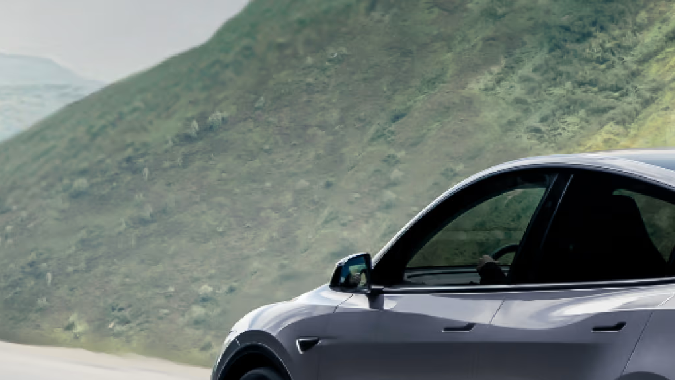 Tesla Y Performance 2026 tiene pequeños detalles aerodinámicos.