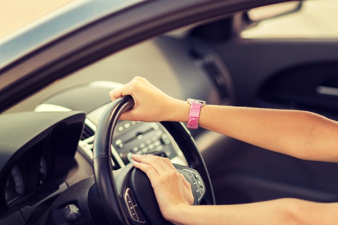 El uso correcto de la bocina: evita multas y accidentes