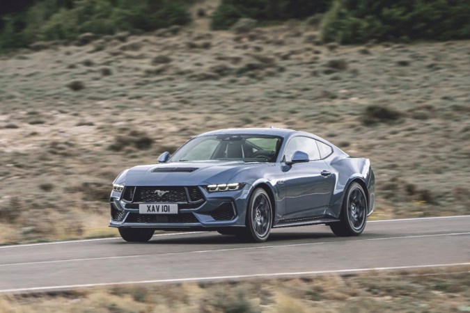 Ford acelera hacia el futuro con un Mustang híbrido deportivo.