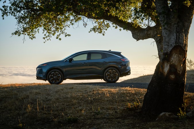 Nissan Murano 2026 tiene más diseño elegante.