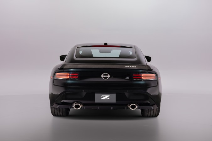 Nissan Z Heritage Edition 2026 tiene varios elementos que muestran la deportividad japonesa.