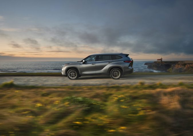 Toyota Highlander 2026 tiene varios acabados nuevos.