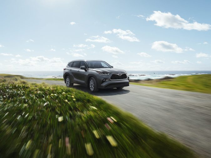 Toyota Highlander 2026 tiene siete niveles de equipación.