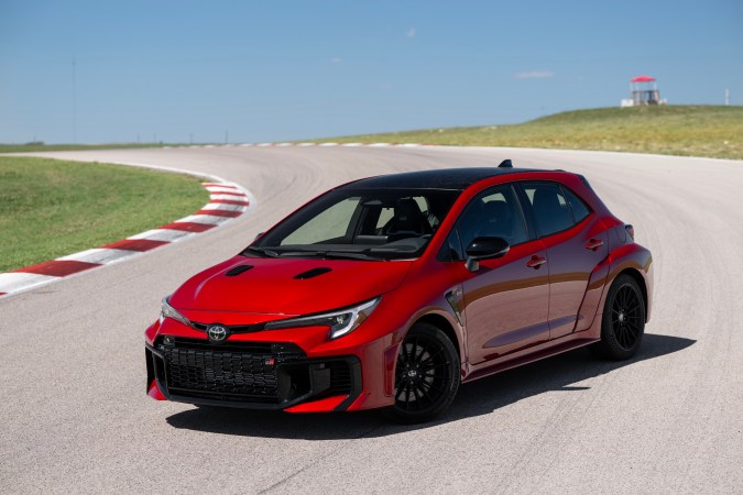 Toyota GR Corolla 2026 está preparado para pista.