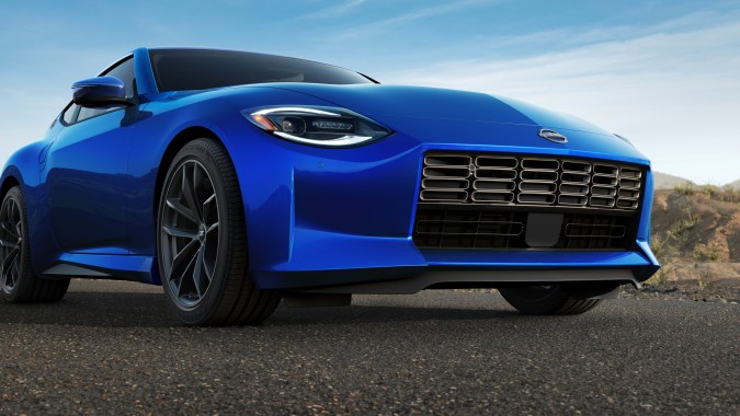 Nissan Z 2025 se mantiene como uno de los mejores deportivos.