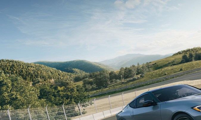 Nissan Z Nismo 2025 lleva transmisión automática.