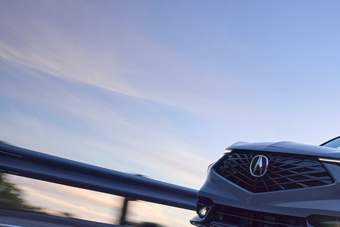 Descubre el Acura ADX 2025: el SUV compacto de lujo que redefine estilo y tecnología.