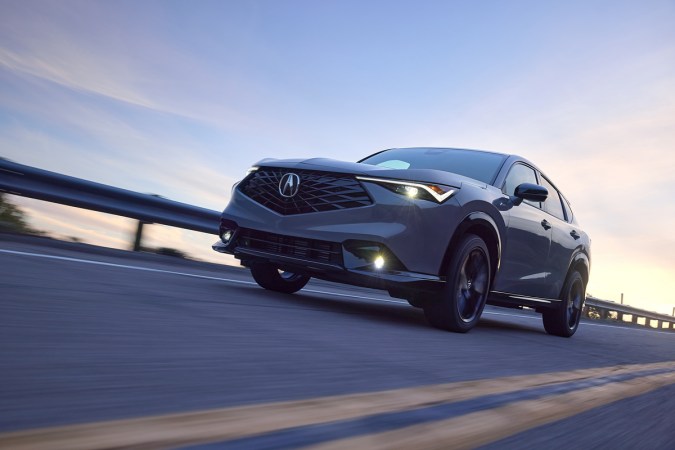 Descubre el Acura ADX 2025: el SUV compacto de lujo que redefine estilo y tecnología.