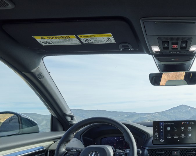 Acura ADX 2025: diseño deportivo y eficiencia en un SUV ensamblado en México.