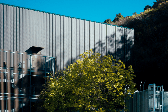 Descubre el V12 de 6.3L del Apollo Evo, pura potencia para circuitos.