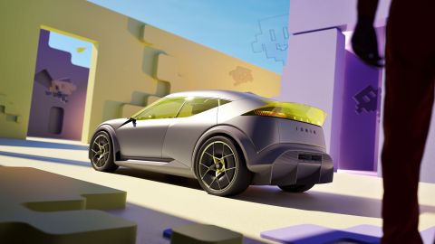 Hyundai Concept Three: Diseño retrofuturista con acero mate y neón amarillo.