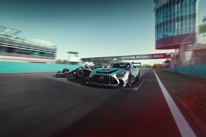 Mercedes-AMG GT2 Edition W16 tiene tecnología F1.