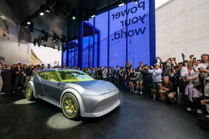 Hyundai Three: Un prototipo eléctrico con espíritu retrofuturista.
