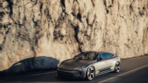 Polestar 5 2026: lujo nórdico y potencia supercar en un sedán