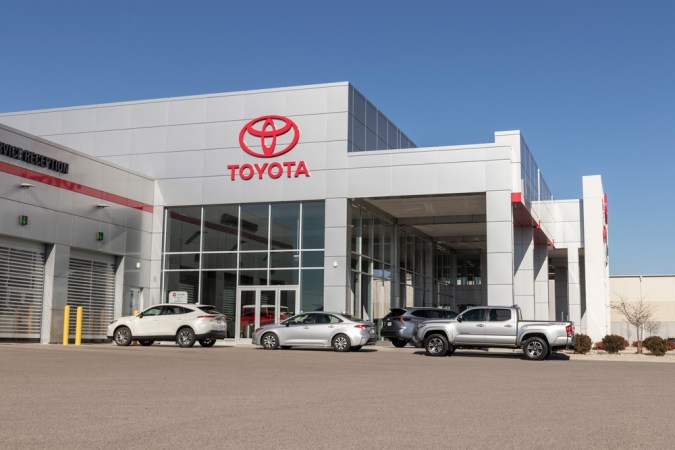 Toyota llama a revisión en EE.UU.: conoce los modelos implicados.
