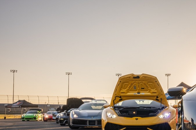 Experiencias únicas como regalos para amantes de los autos este año.