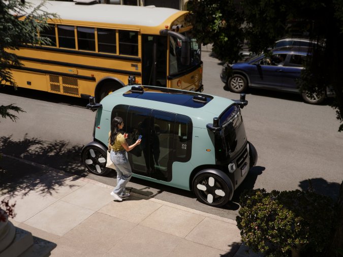 Zoox revoluciona la movilidad: prueba el transporte autónomo en EE.UU.