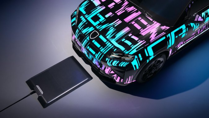 Cargador inalámbrico Porsche Wireless Charging puede ser usado en cualquier lugar.