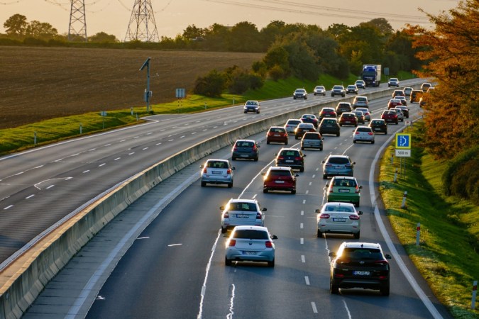 Cómo evitar desviarte del carril en cada viaje.