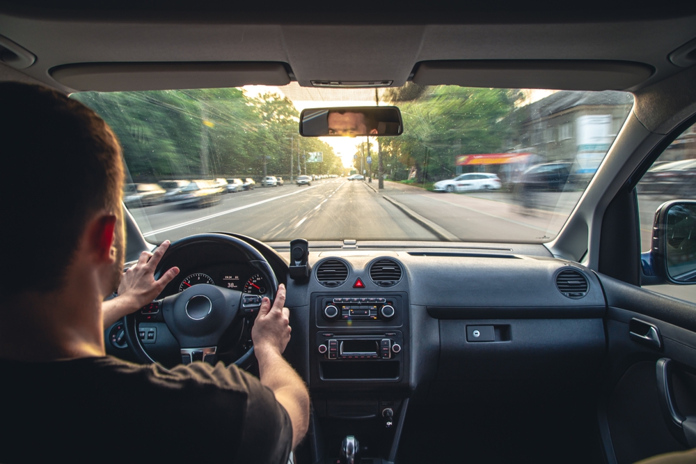 Cruise control: ¿realmente reduce el consumo de gasolina? Analizamos ventajas y desventajas.