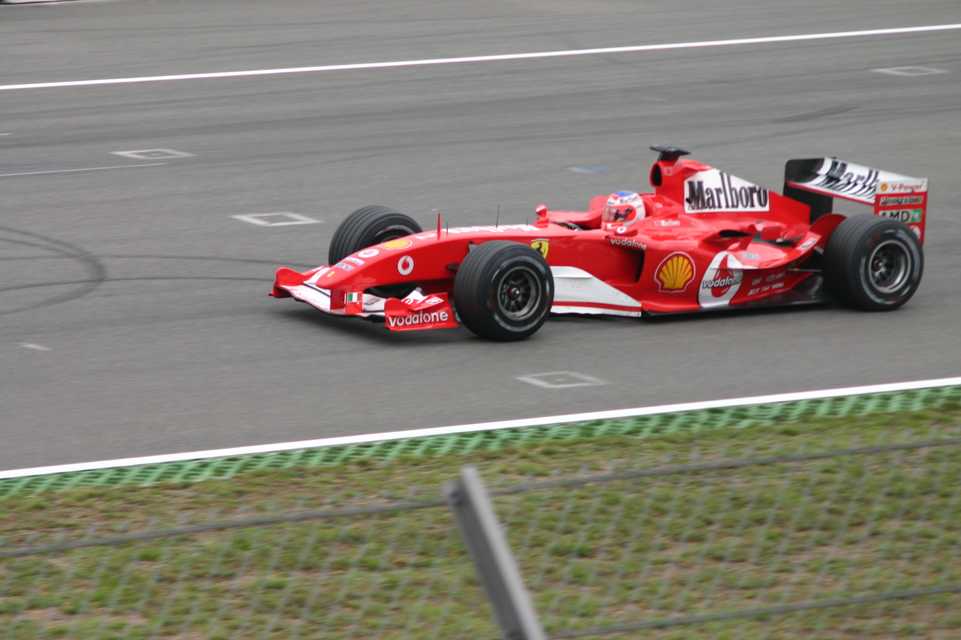 Ferrari F2004 ganó 15 de las 18 carreras del calendario.