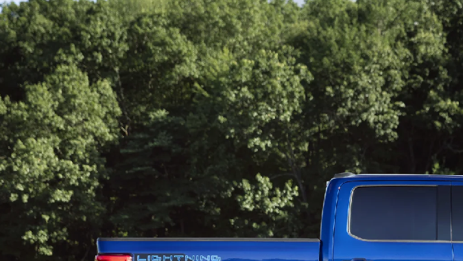 Ford F-150 Lightning STX llega con instinto salvaje.