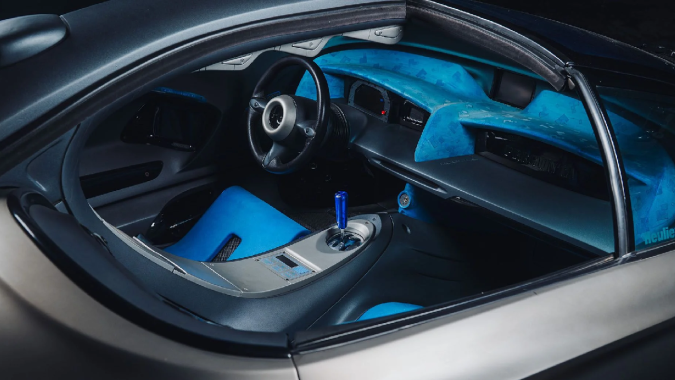 Lamborghini Pregunta tiene una palanca de cambios estilo avión.