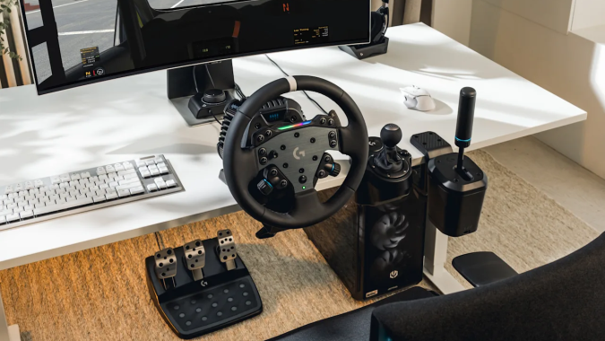 Volante Logitech G Series RS50 viene para Playstation 5 y PC.