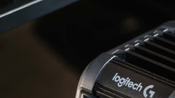 Volante Logitech G Series RS50 ofrece un agarre cómodo.