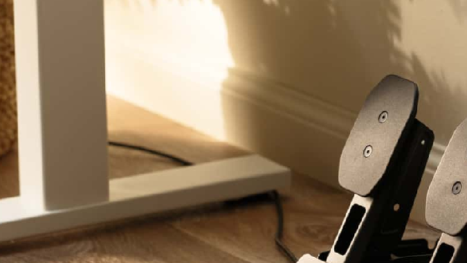 Pedales Logitech G Series RS50 tienen buena respuesta y sensación.