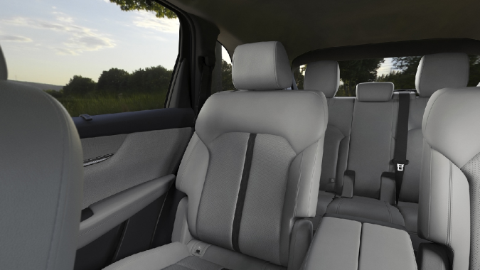Mazda CX-90 2026 usa materiales de alta calidad.