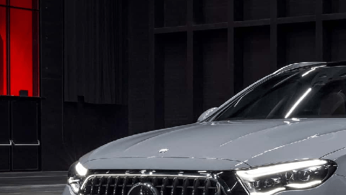 Mercedes-AMG E 53 Hybrid Wagon 2026 tiene varios elementos que suman lujo.