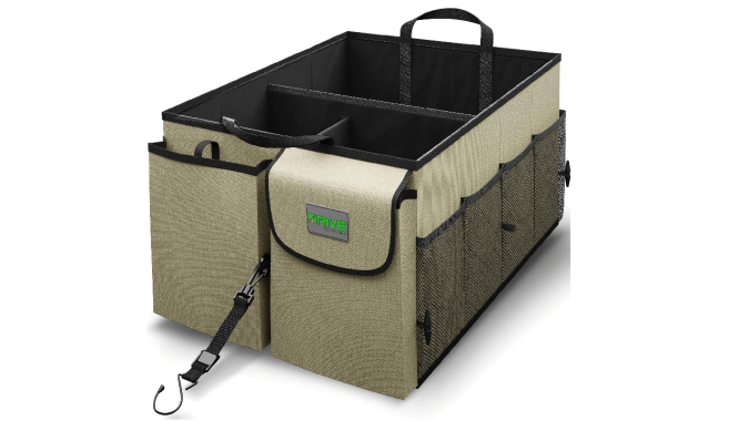 Los organizadores para maletero mantienen el orden interior.