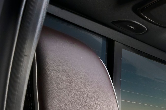 Ram 1500 REV 2026 interior con todos los lujos.