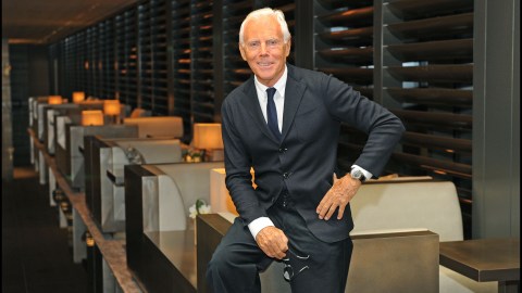 Giorgio Armani: Huella en diseño de vehículos.