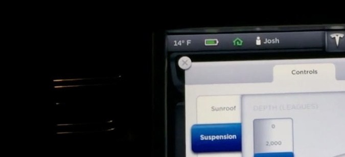 Tesla Model S en modo submarino