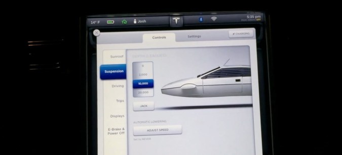 Tesla Model S en modo submarino