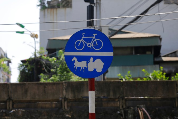 aviso de vehículos de tracción animal